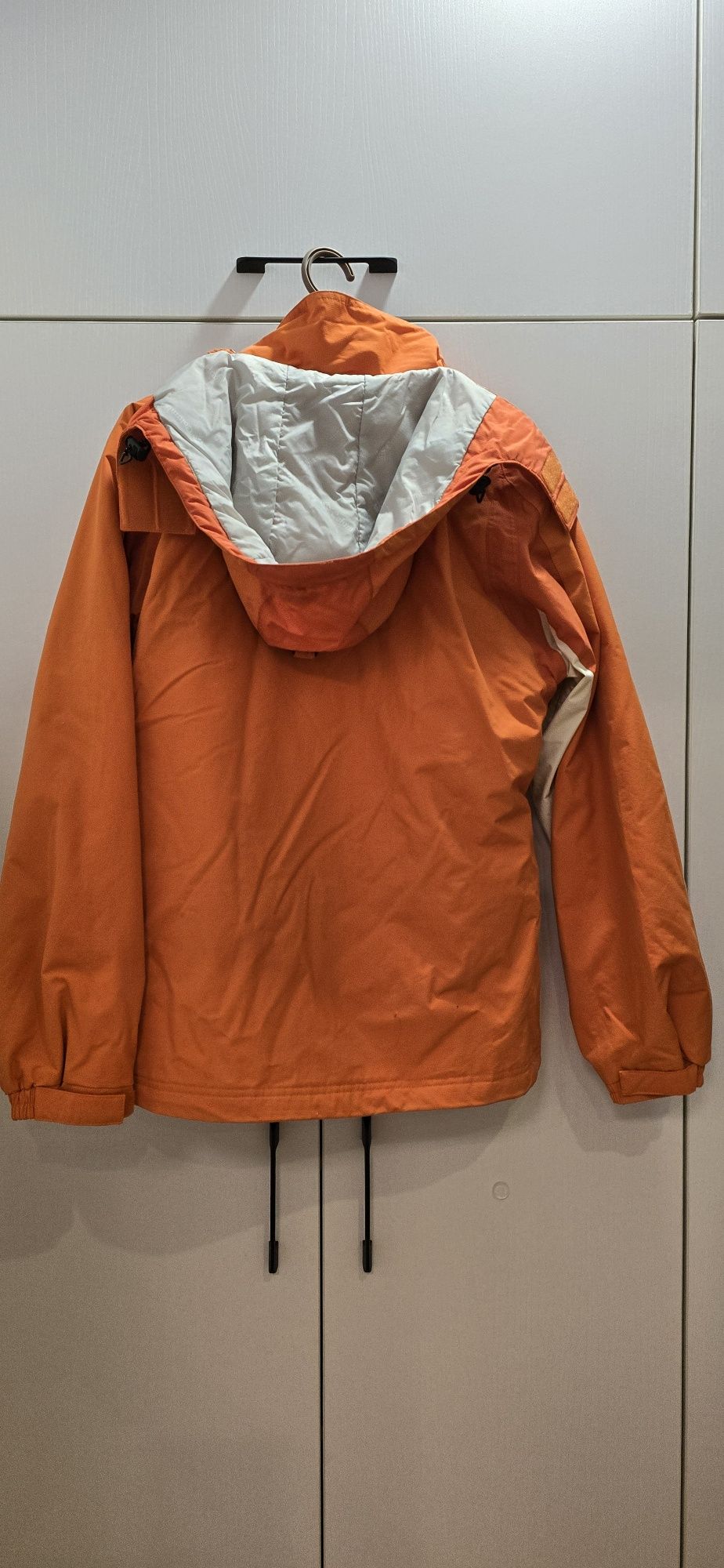 яке Columbia оригинално