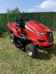 Tractoras de Tuns Gazon/ iarba 22CP
