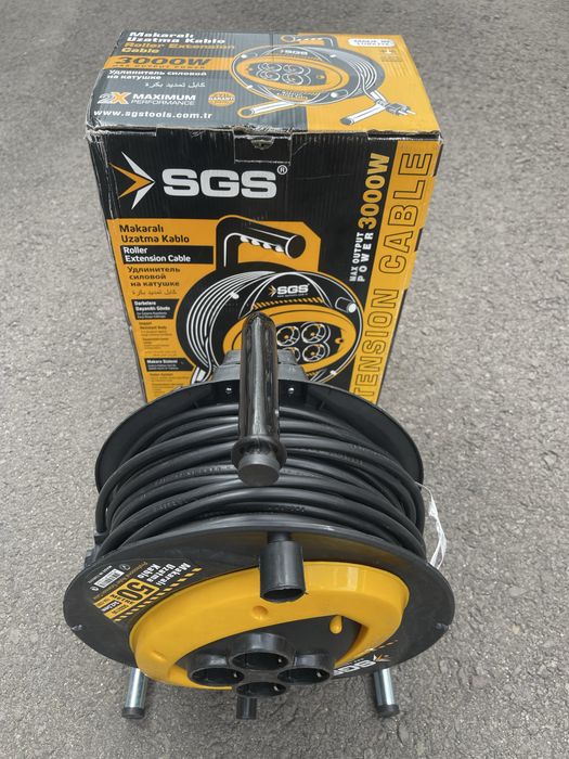 Rolă prelungitor 50 m /3000V .