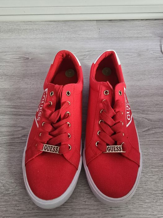 Guess Кецове Нови