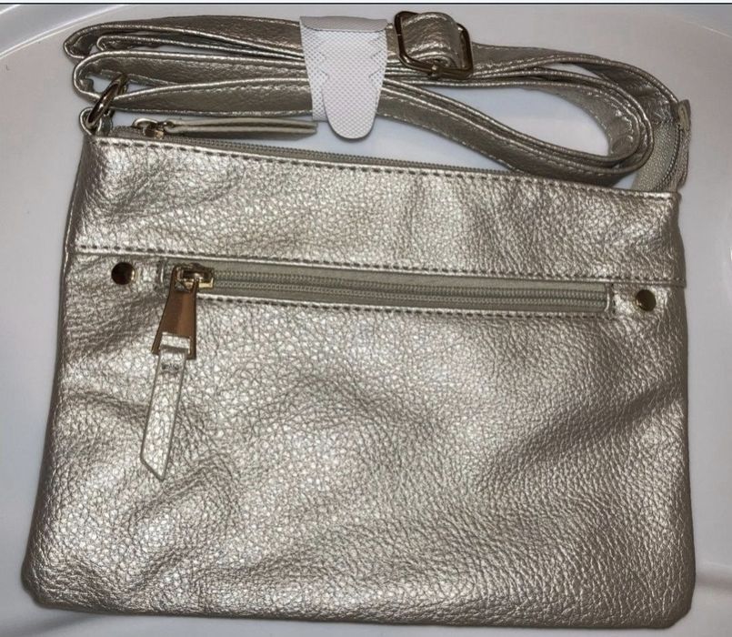 Geanta aurie/alba/ albastra Avon My Everyday Mini Cross