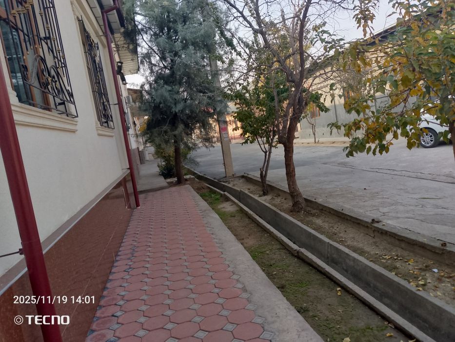 Ховли сотилади 7,6 сотих