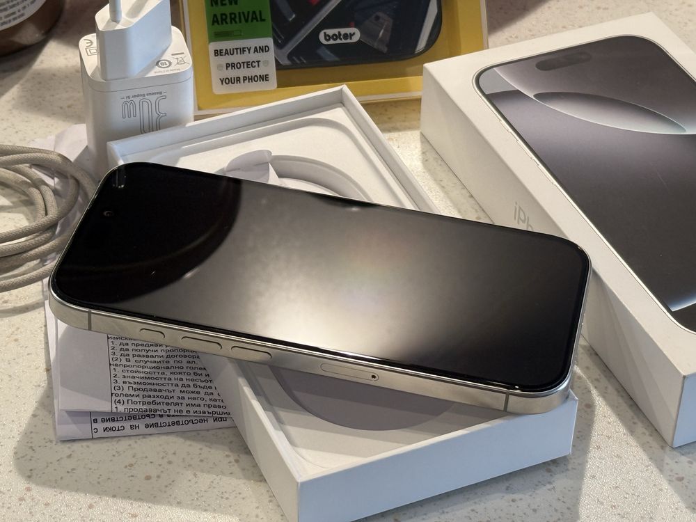 iPhone 16 Pro 128GB White Titanium – Като НОВ с 30 Месеца Гаранция.