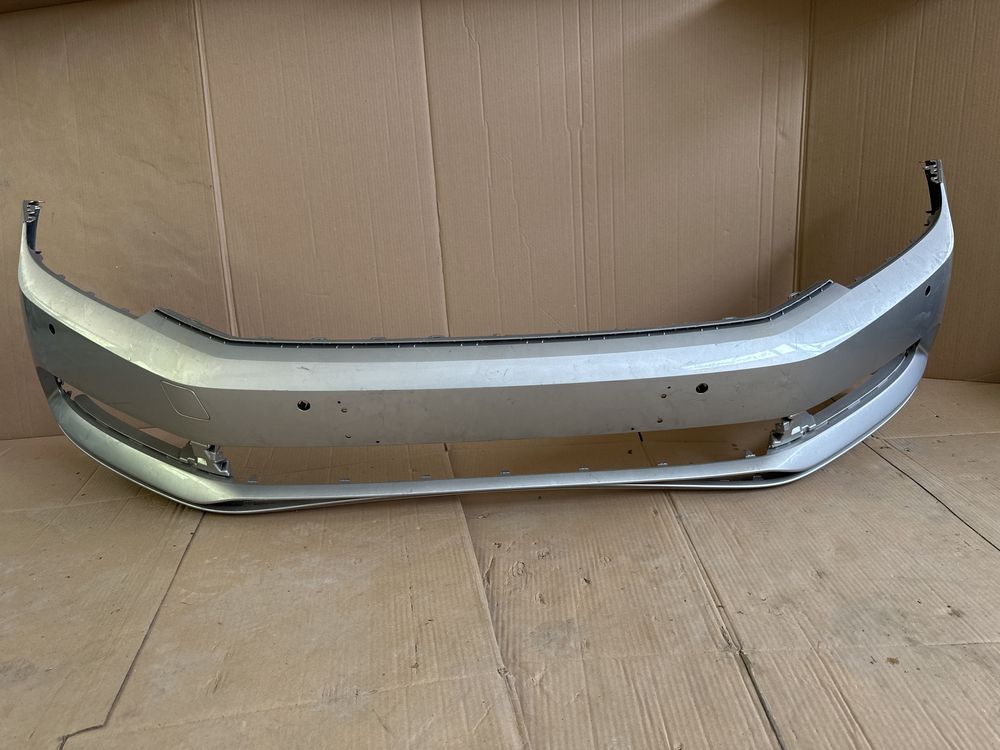 Bara fata VW Passat B8, 2015, 2016, 2017, 2018, cod origine 3G0807221