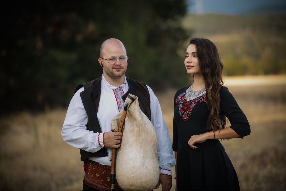 Певица и гайдар за рожден ден, бал, кръщене, сватба, парти, събор