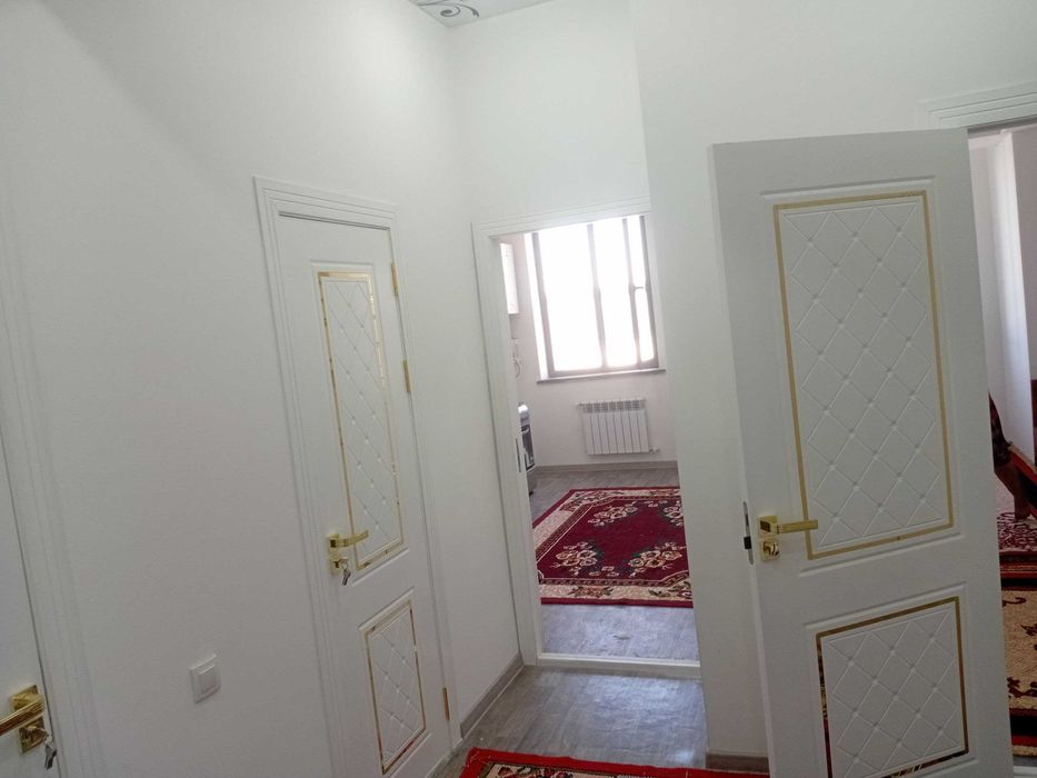 eski kritiy bozor tarafda 2 xona kvartira ijaraga beriladi