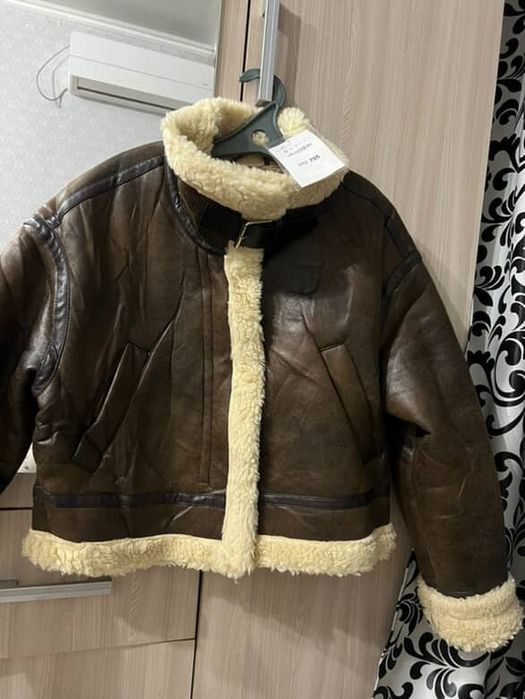 Продам дубленку авиатор (новая)