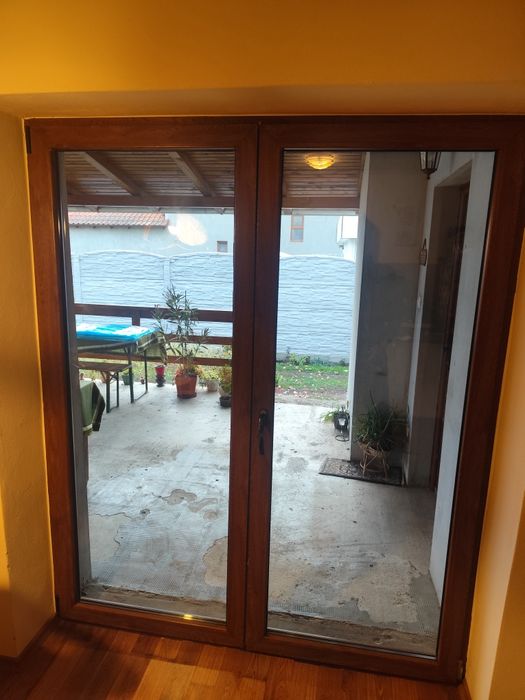 Ușa termopan stejar auriu