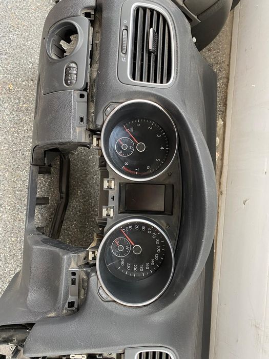 Plansa bord Volkswagen Golf 6  airbag sofer inclus