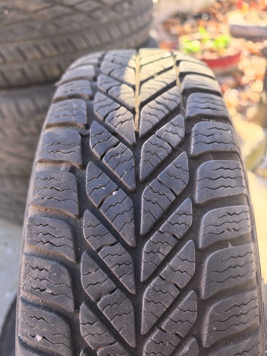 165/65R14 зимни гуми