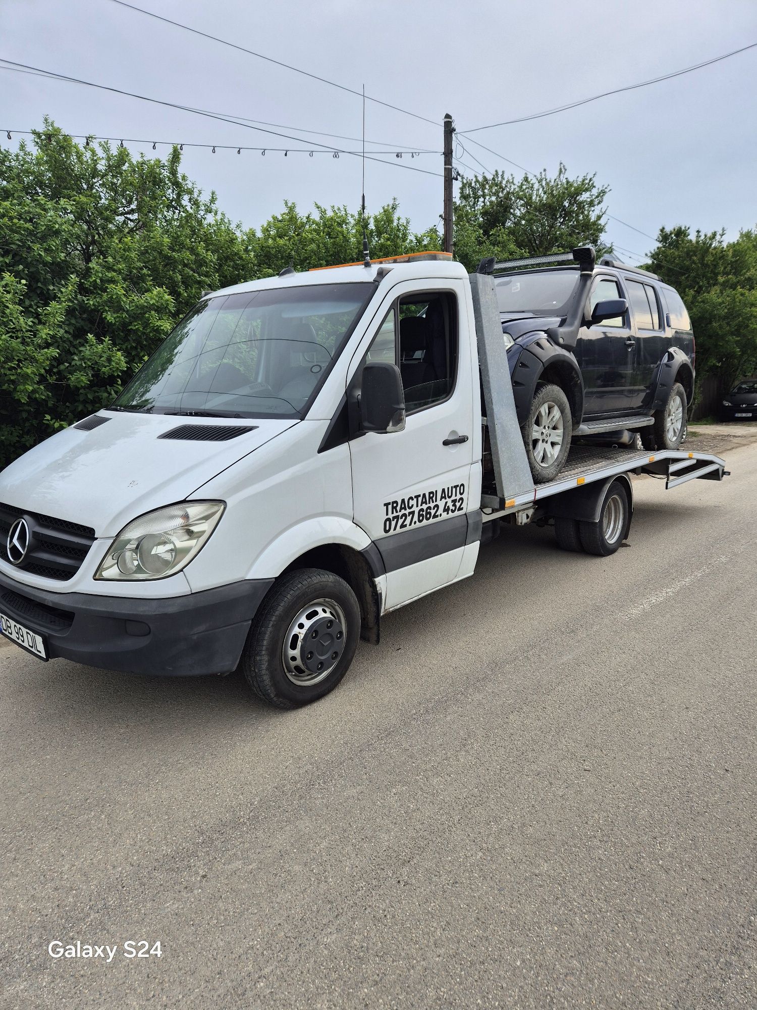 Tractari auto non-stop