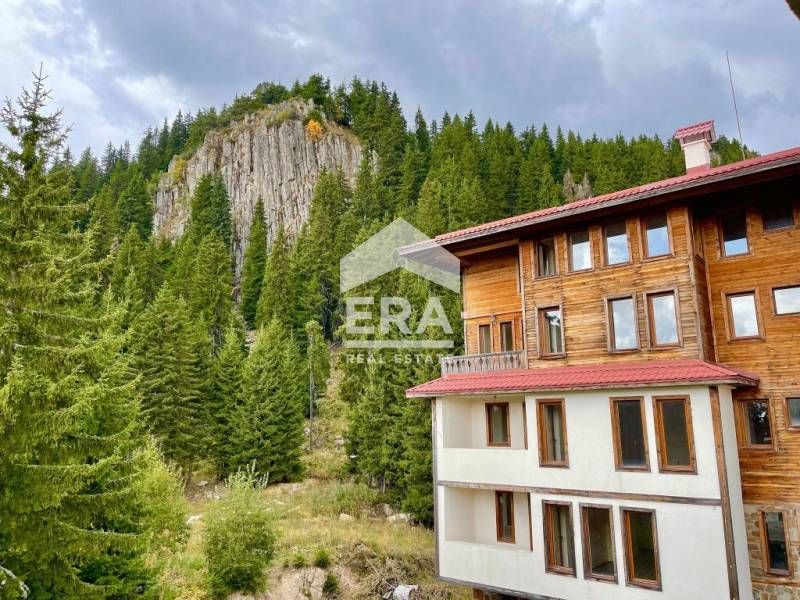 Продава се Тристаен апартамент в к.к. Пампорово - 94 кв.м за 957 €/кв.м - Снимка #9