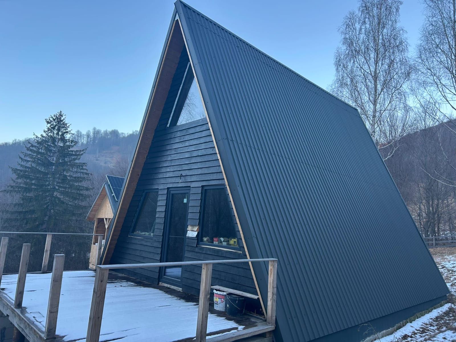 Cabane A Frame, Siriu