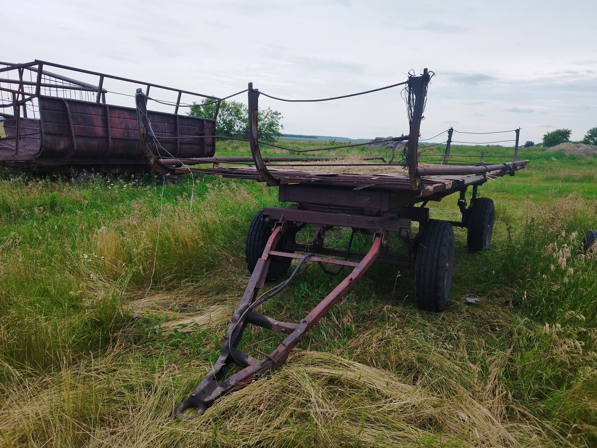 Продам телегу рулоно возка