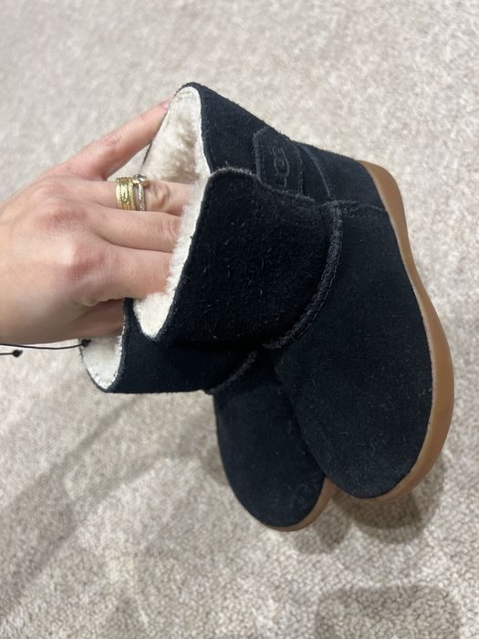 Ugg uri fetita originale