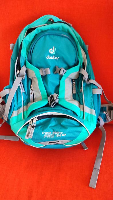 Туристическа раница Deuter