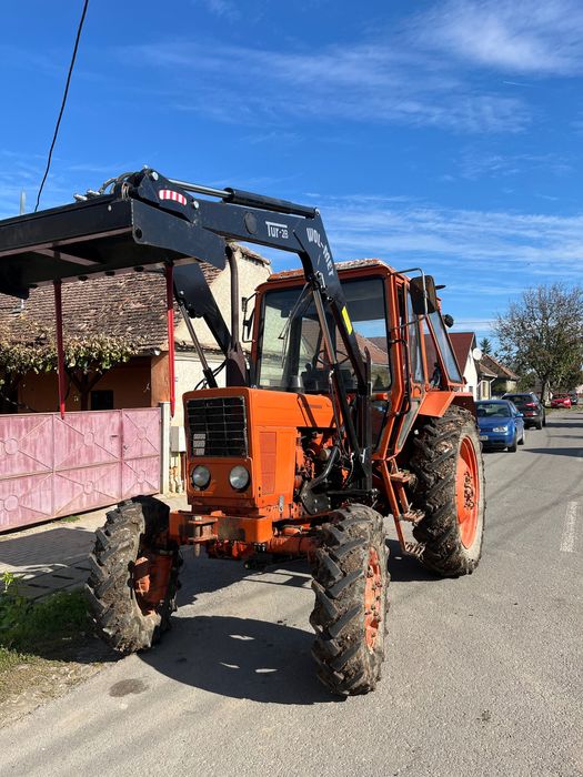 Belarus Mtz 82 4x4 cu încărcător frontal