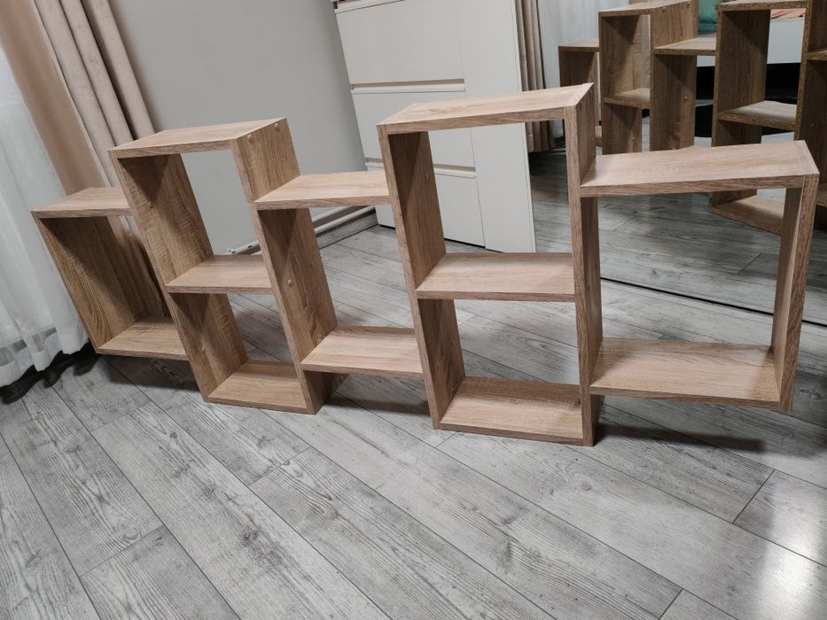 Raft suspendat carti