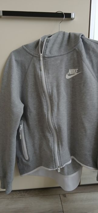 Отдам бесплатно,худи(спортивка)
