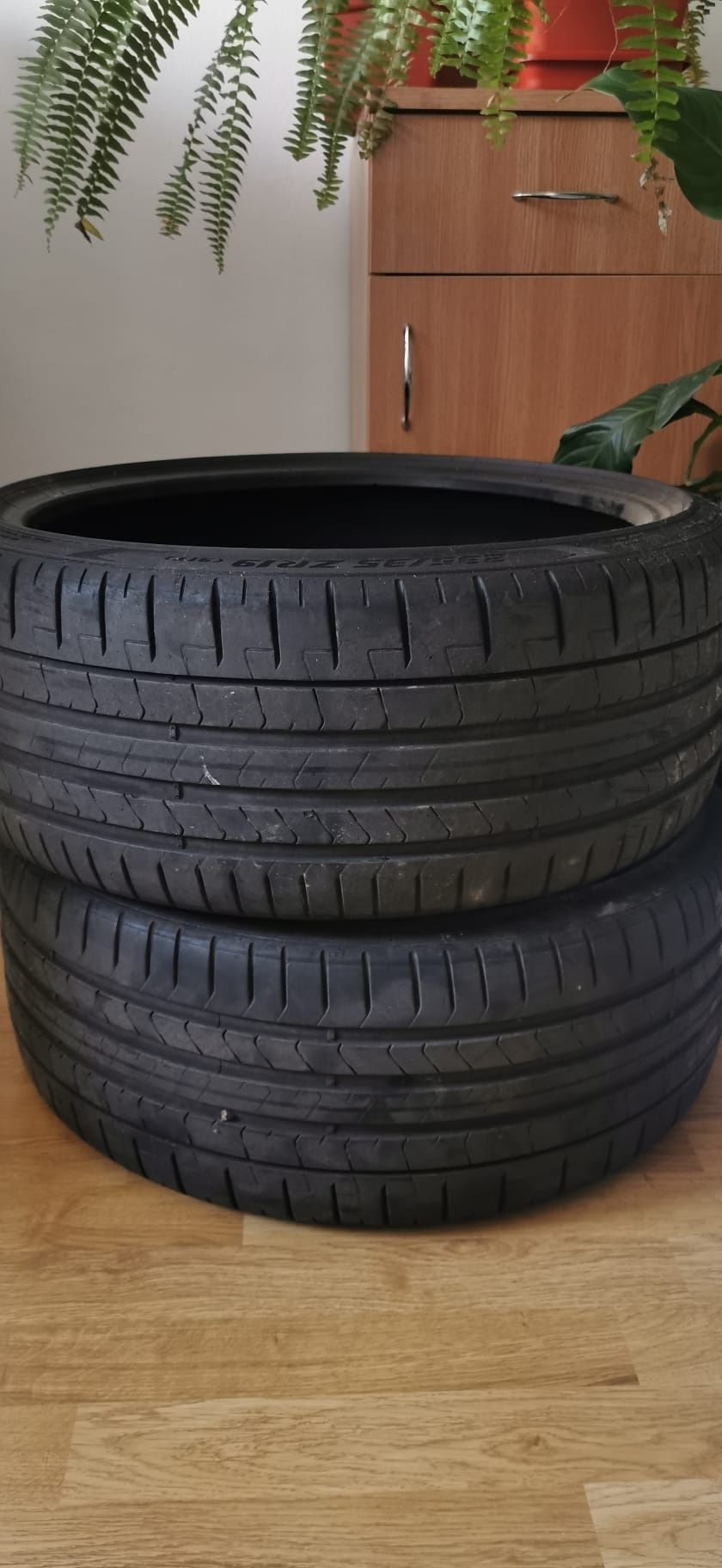 Anvelope Pirelli P-Zero (PZ4) 235/35 R19 XL  VARA (Set 4 bucati)
