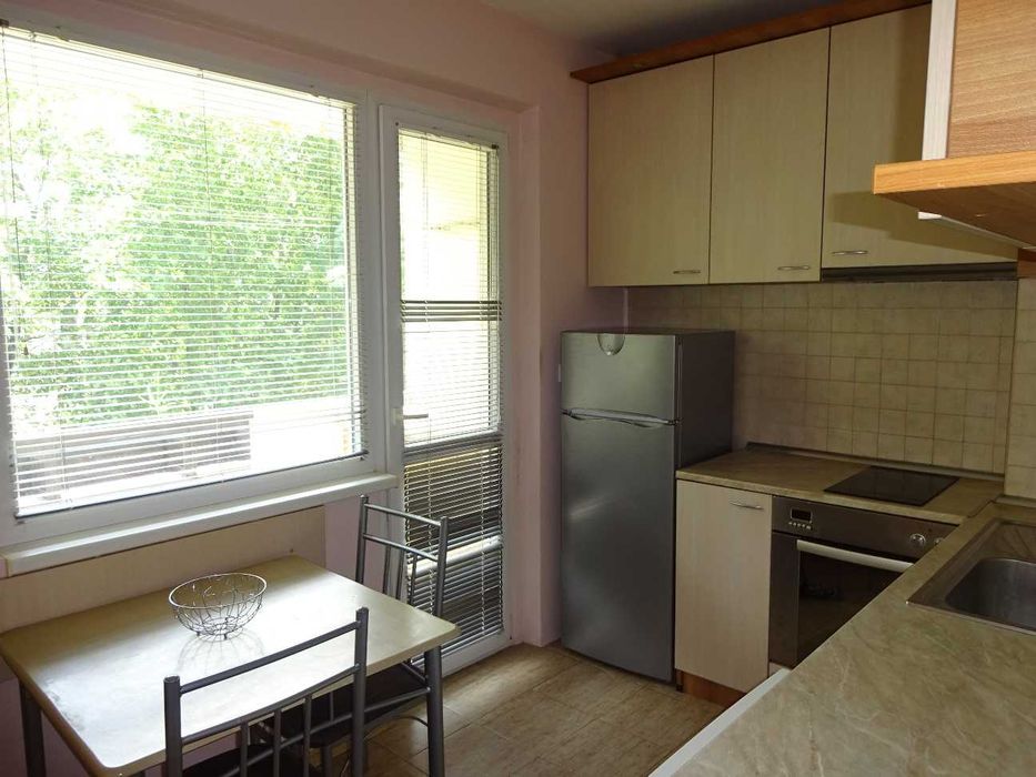 Дава се под наем Двустаен апартамент в Варна, Генералите - 50 кв.м за 306 € - Снимка #1