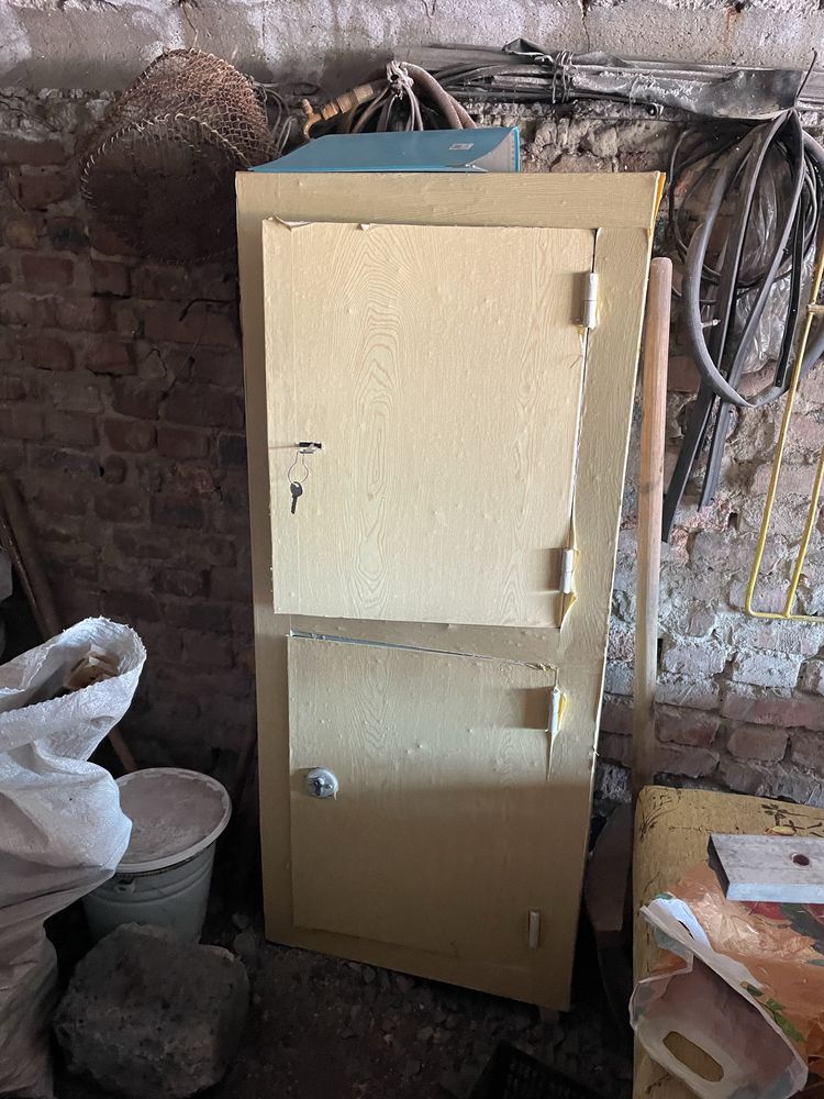 Продам большой сейф