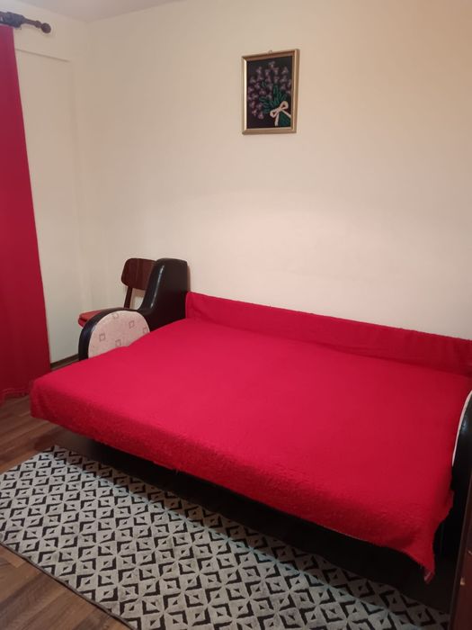 Închiriez apartament cu doua camere