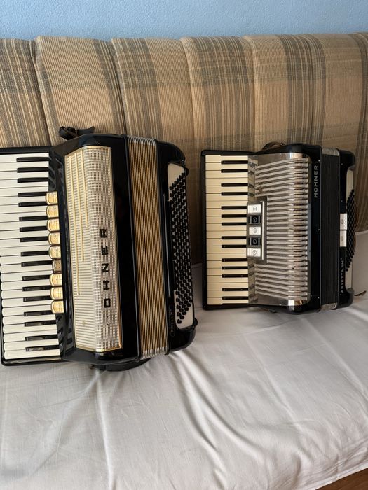 Acordeon HOHNER Pirola IVP si HOHNER Arietta II M
