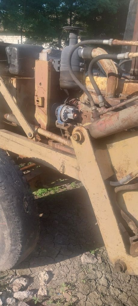 Vând tractor ifron