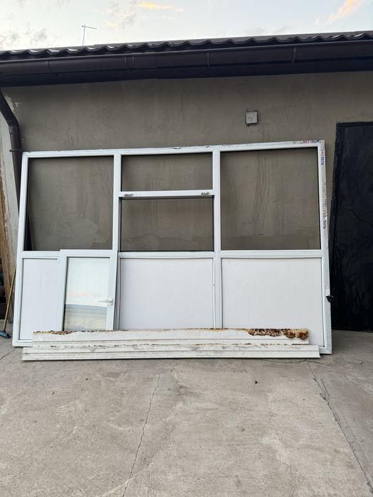 Продам витражи пластиковые