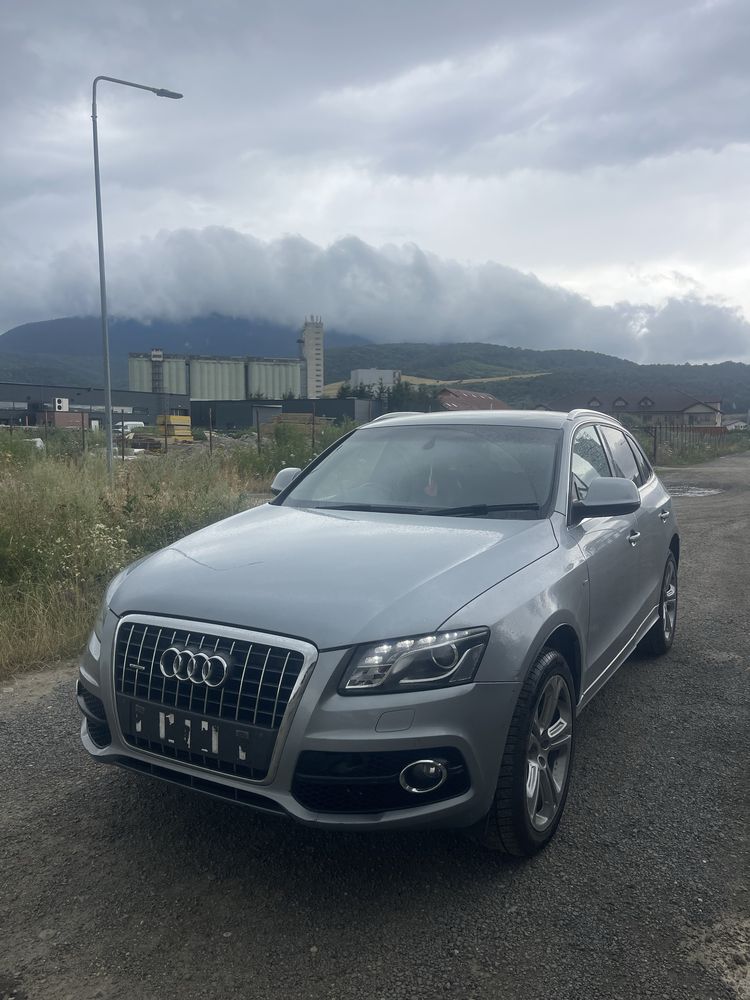Dezmembrez audi q5 2.0 s-line