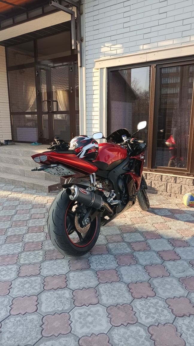 Продам YAMAHA YZF-R6S 2007