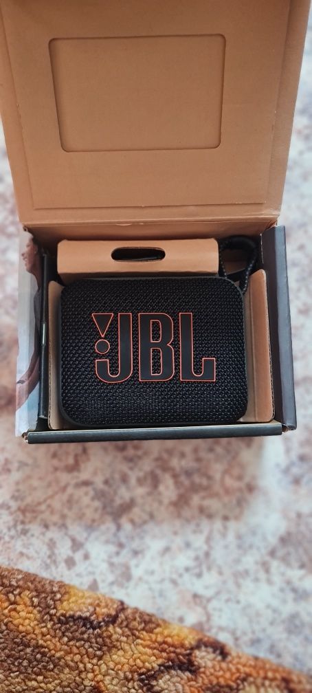 Колонки JBL GO 4