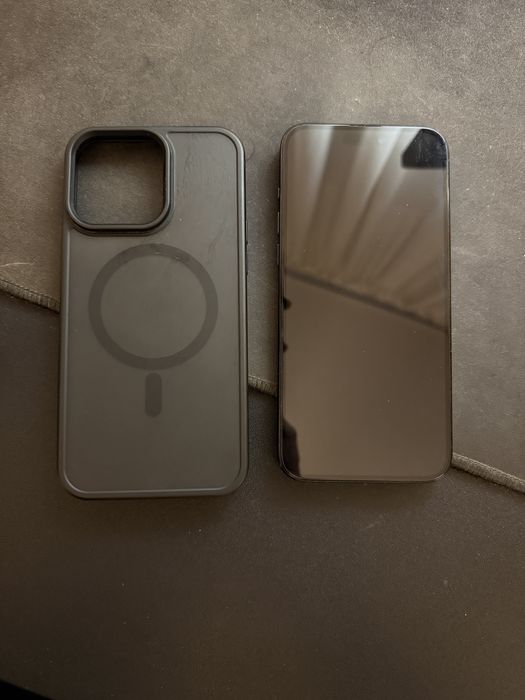 iPhone 15 Pro Max 256 GB-Impecabil la cutie + accesorii originale