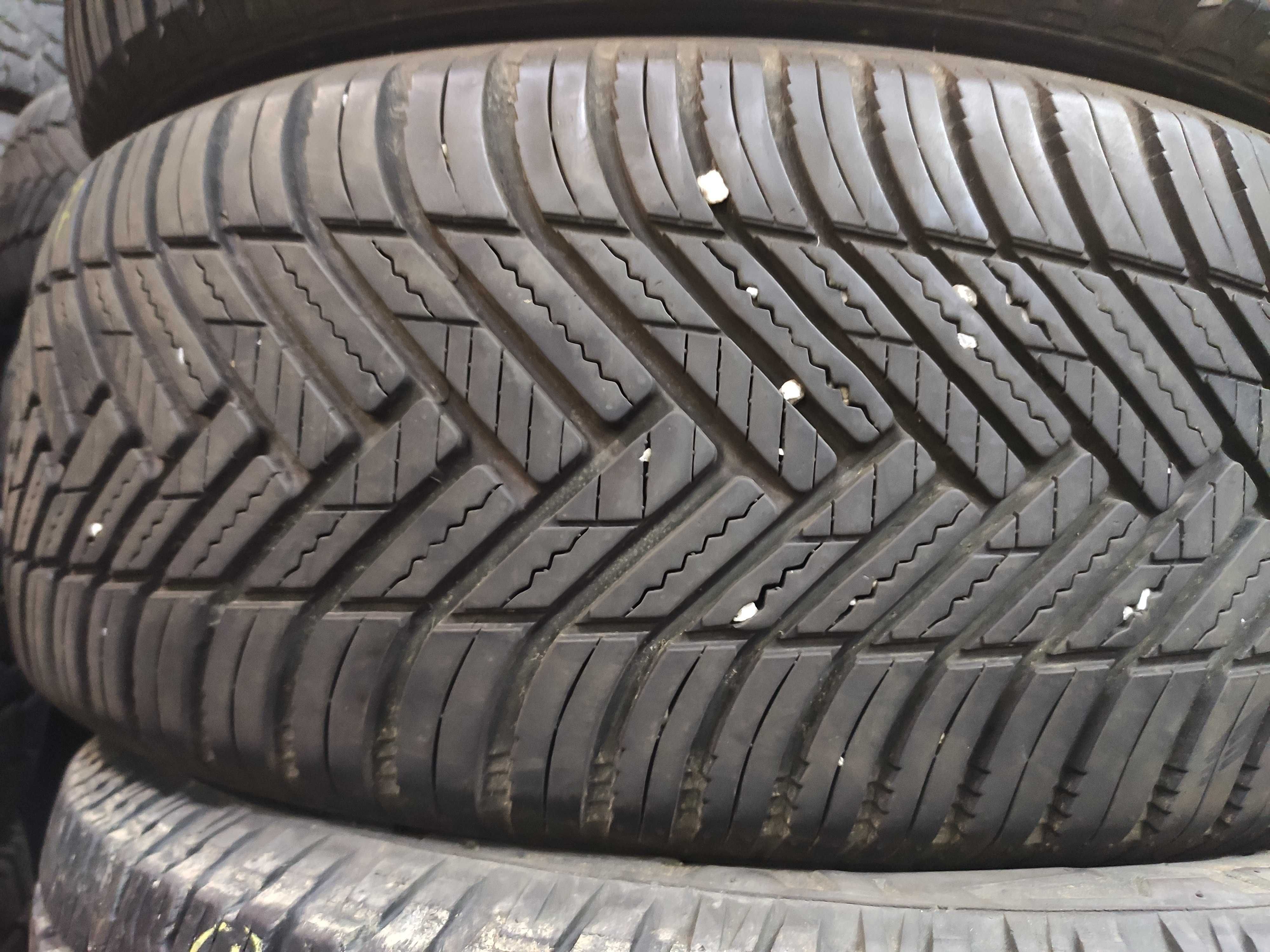 2бр Всесезонни гуми 215 55 16 - Hankook - DOT 2022