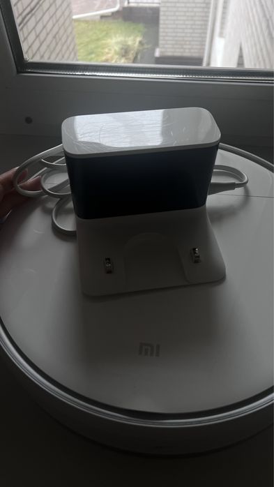 Продам робот пылесос