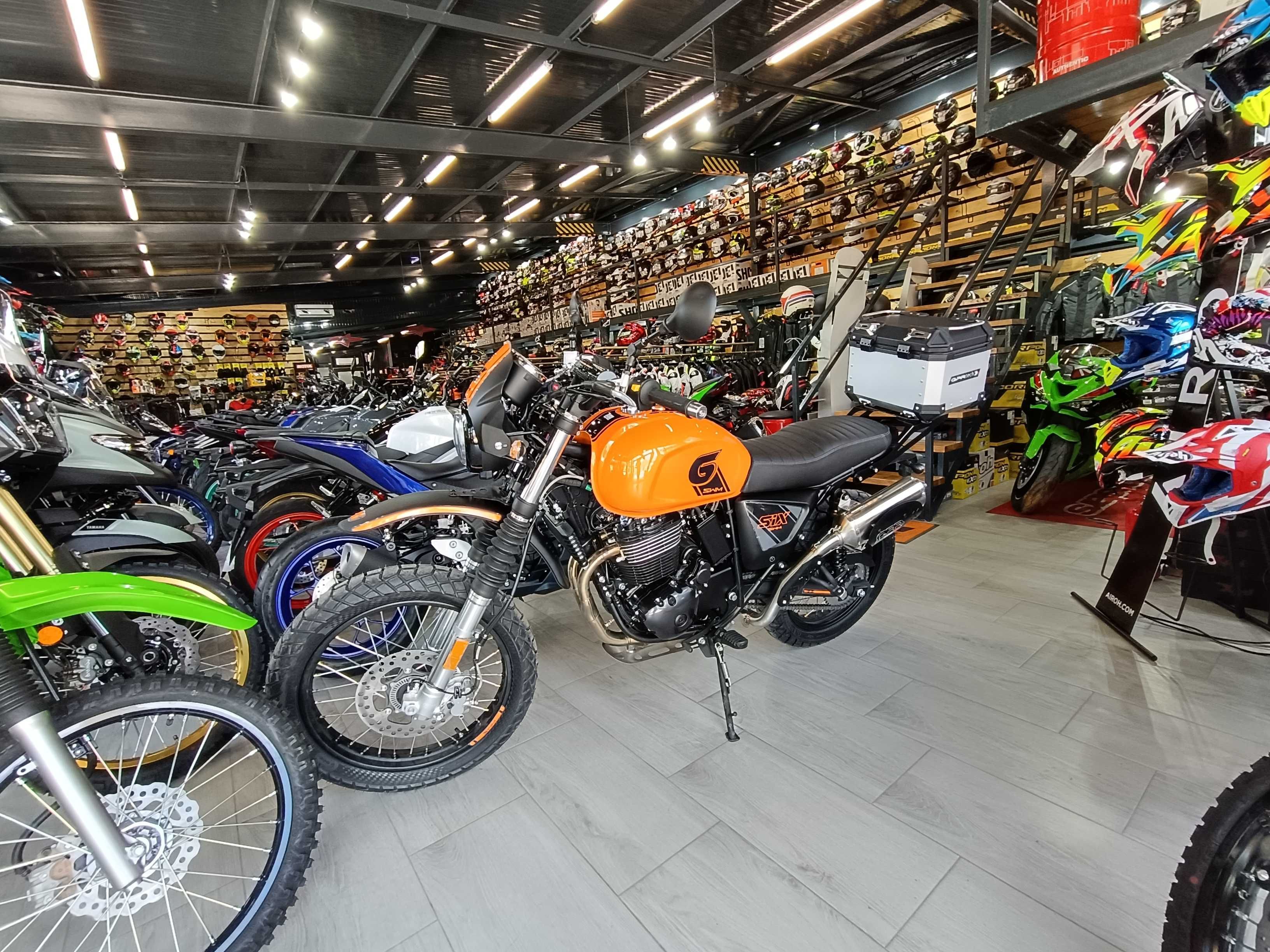 SWM SIX6 500 Traveler nou 0km- PROMO- stoc EST BIKE Campina