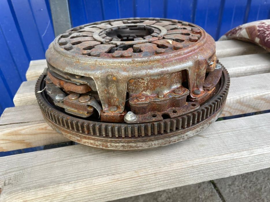 Продам сцепление в сборе