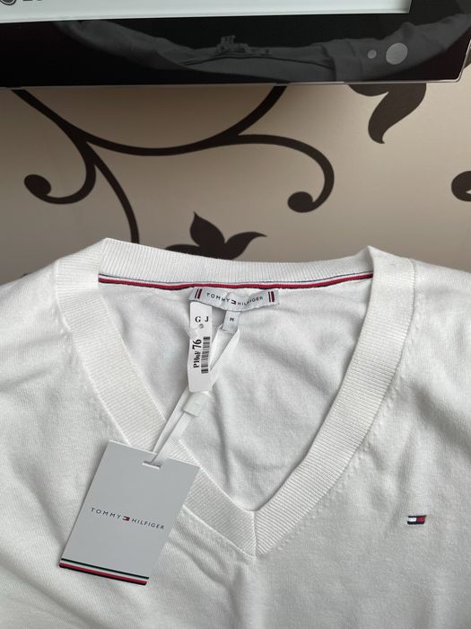 Pulover dama Tommy Hifiger!nou!original!!!