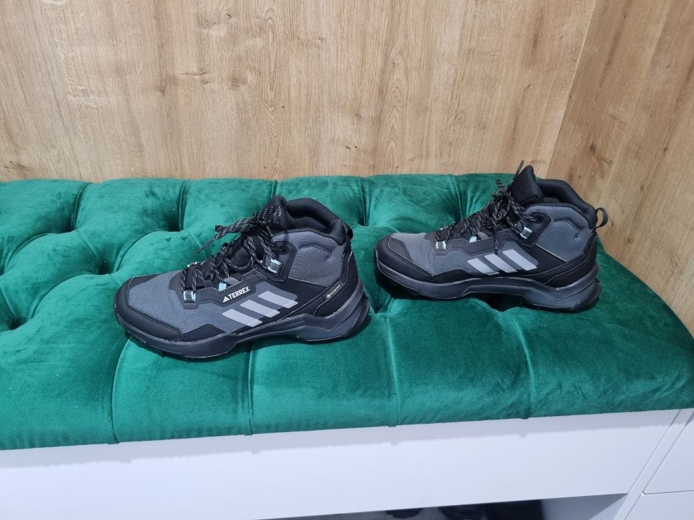 Ghete adidas terrex