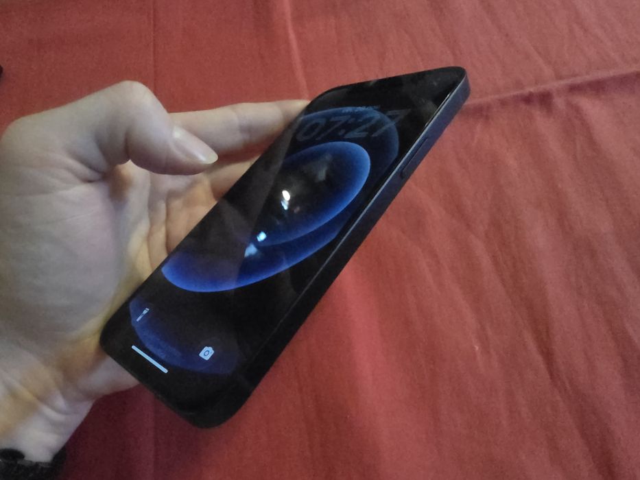 -Iphone 12, Nou, 128Gb, 4Ram, bat: 100%, Negru, ireprosabil, stare per