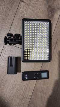 Lampa LED cu telecomanda Godox LED308Y