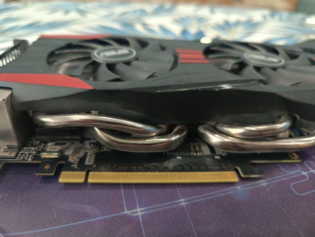 Видео карта  GTX 760