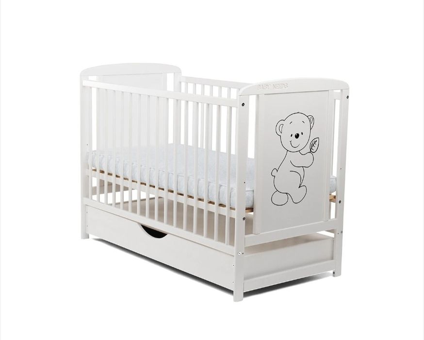 Дървена бебешка кошара