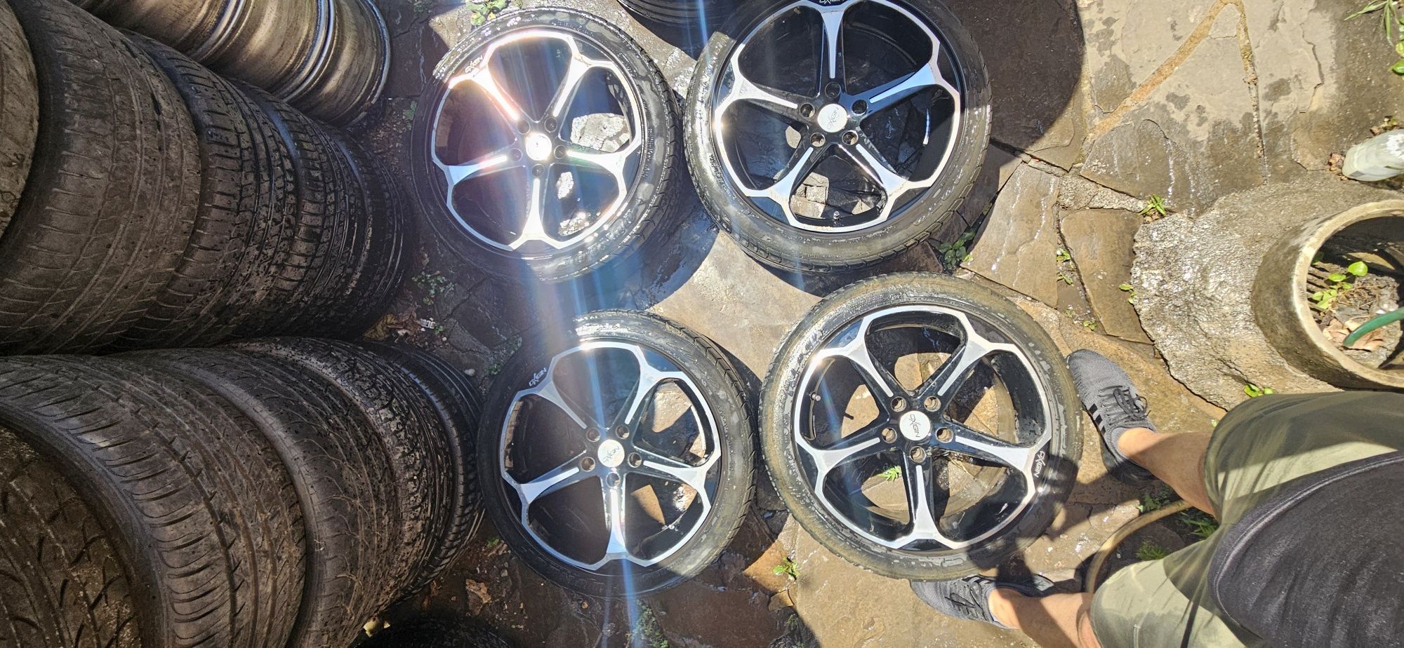 5/114.3/18 hyundai / kia алуминиеви джанти с гуми 560 лв.