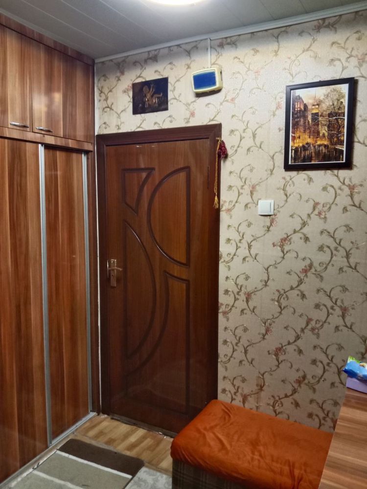 Продается 4-комнатная квартира в 3-микрорайоне