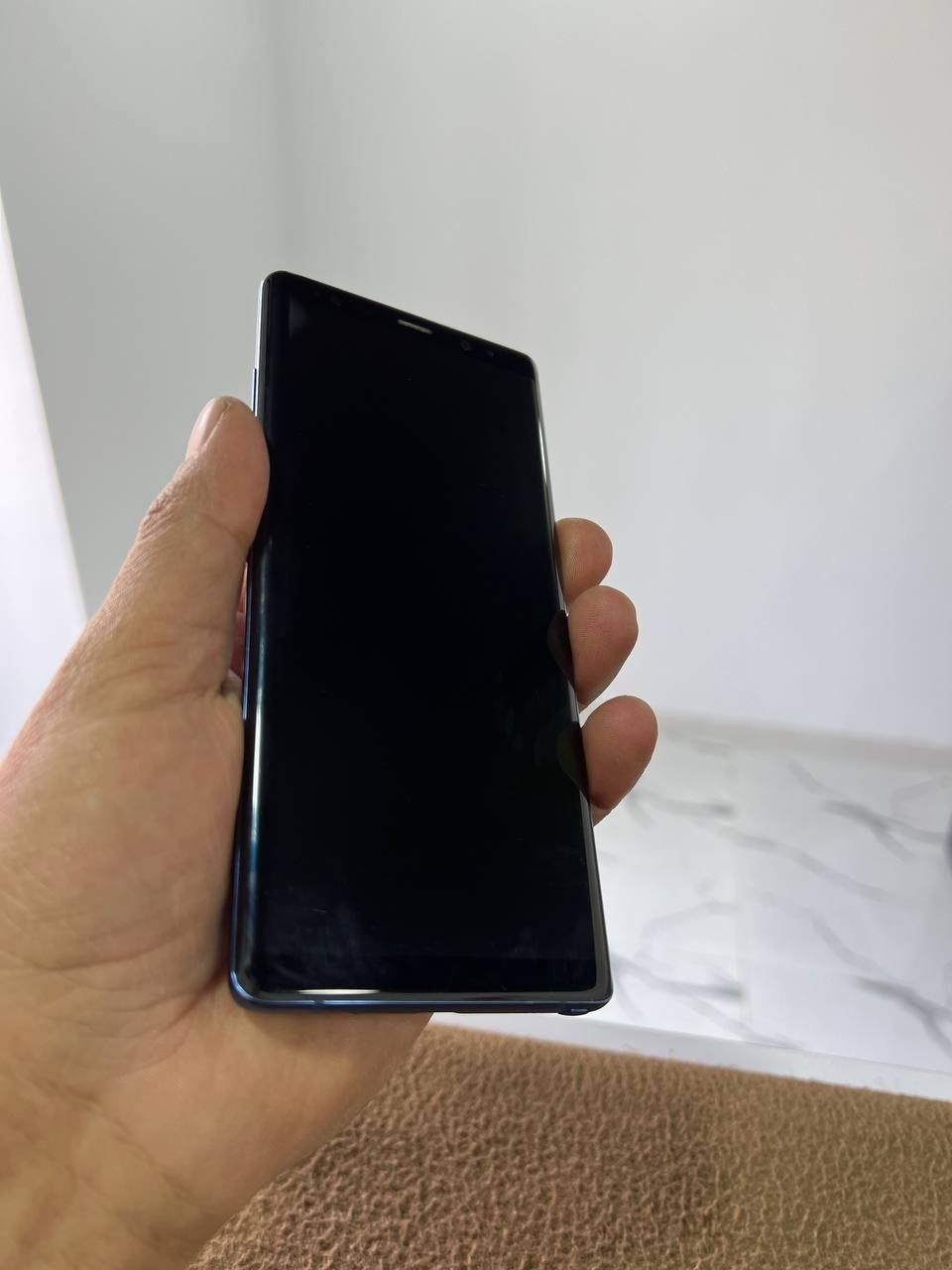 Samsung galaxy note8  64 gb 2 simqarta imedam o'tgan