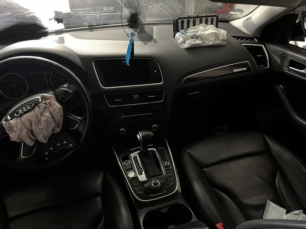 Piese dezmembrari Audi Q5 motor CGLC 2.0 TDI 177 CP an 2013