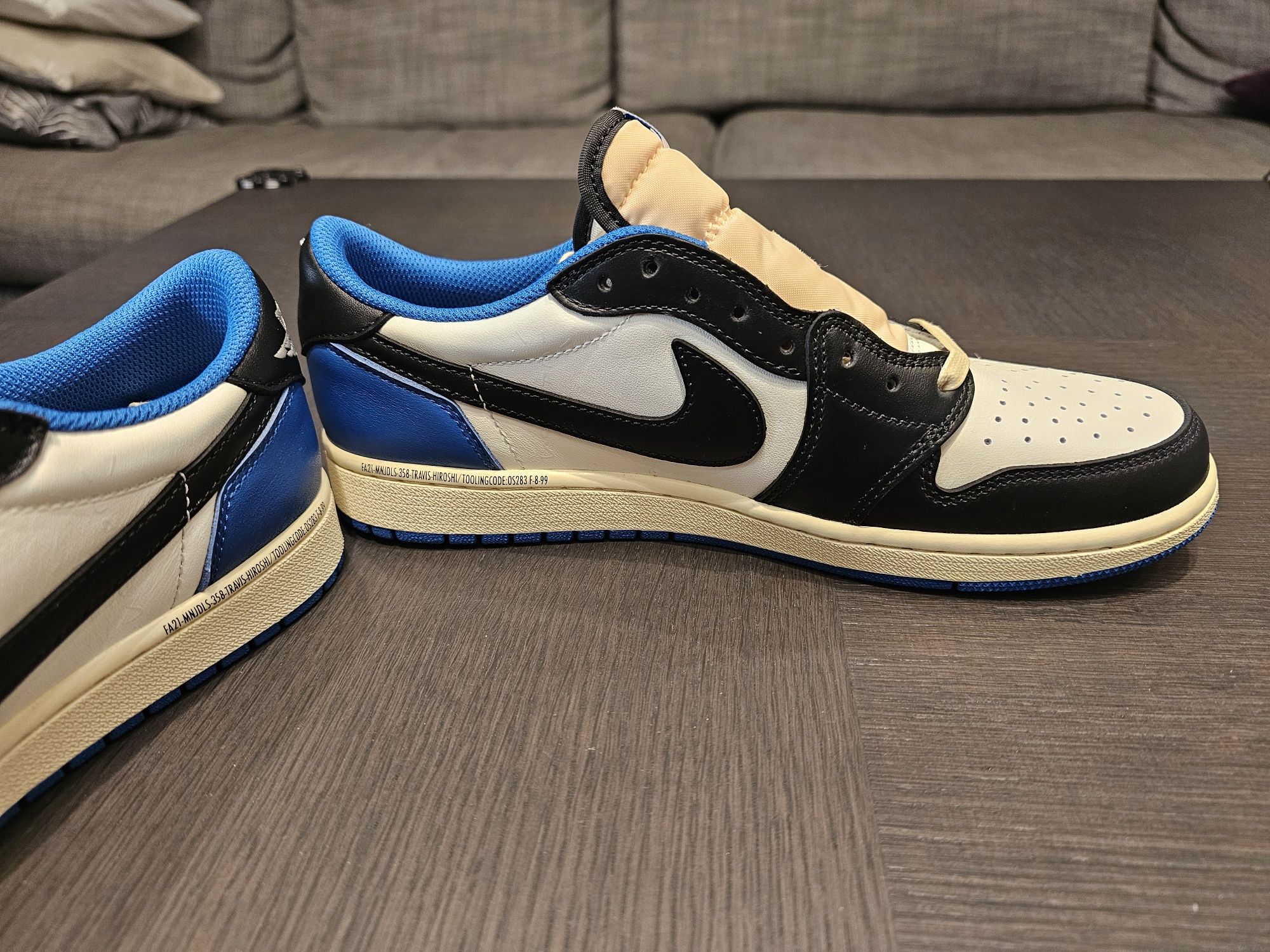 Air Jordan 1 Low Travis Scott x Fragment