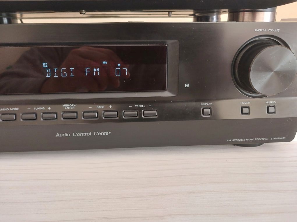 Receiver Stereo Sony STR-DH 130